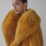 Abrigo dorado elegante mujer | Stylicious (8)