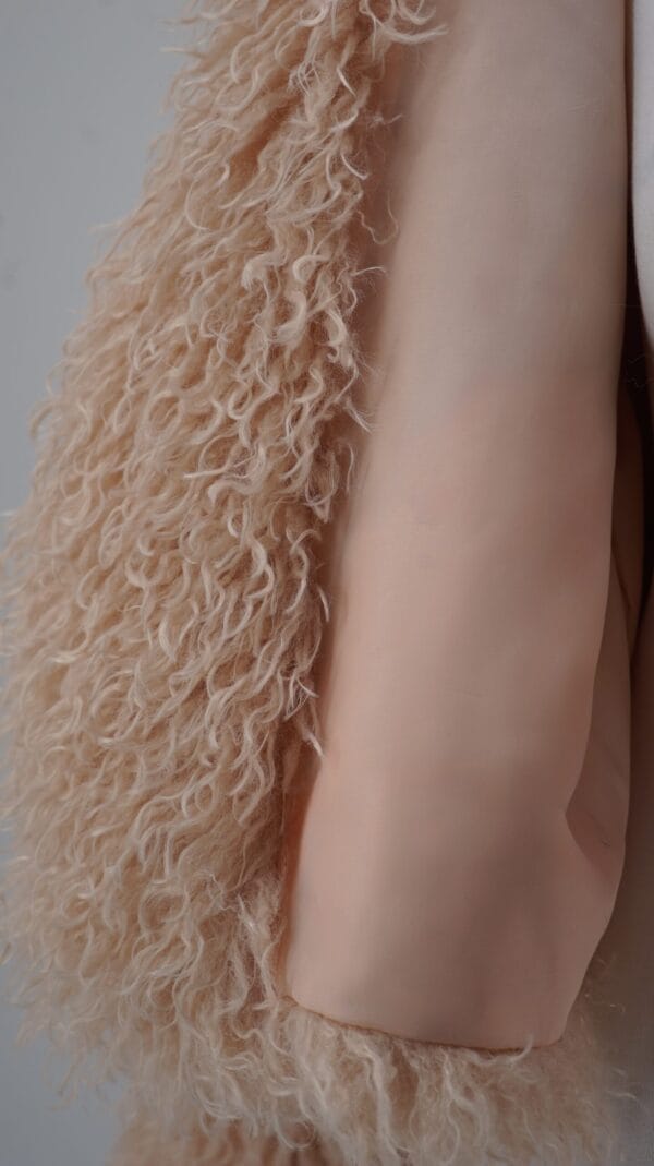Abrigo de pelo nude mujer | Stylicious (13)