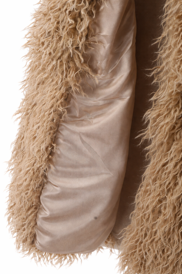 Abrigo de pelo beige mujer | Stylicious (11)