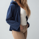 Parka corta impermeable azul marino | Stylicious (14)