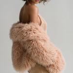 Abrigo de pelo nude mujer | Stylicious (10)