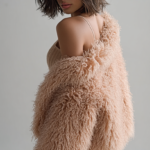 Abrigo de pelo nude mujer | Stylicious (9)