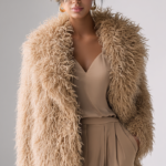 Abrigo de pelo beige mujer | Stylicious (4)