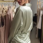 Vestido camisero de satin elegante | Stylicious (8)