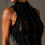 Vestido negro elegante de cuello alto | Stylicious (8)