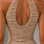 Vestido midi beige elegante fruncido | Stylicious (8)